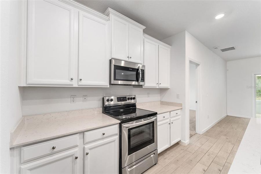 Furnished interior view inside a new home in Liberty Village: Liberty Village - Phase One, Ocala (Image 16).