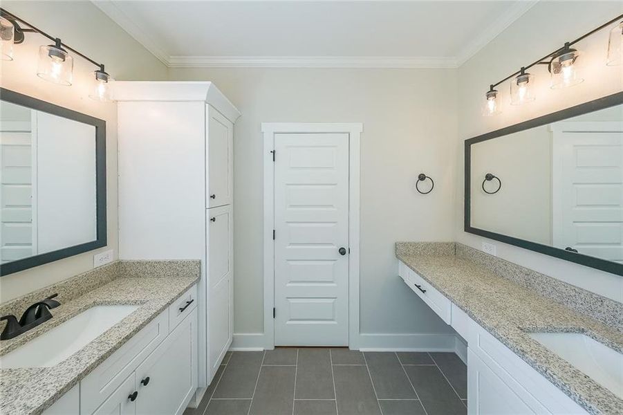 Furnished interior view inside a new home in , Rockmart (Image 10).