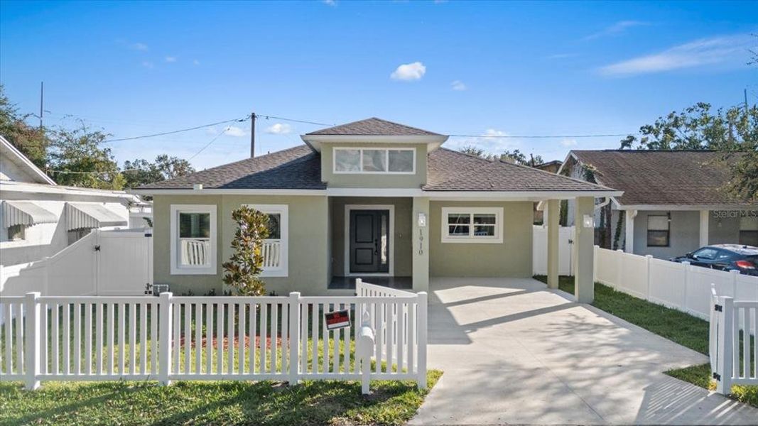 Exterior details and patio area of a home in , St. Petersburg (Image 30). Exterior details and patio area of a home in , St. Petersburg (Image 30).