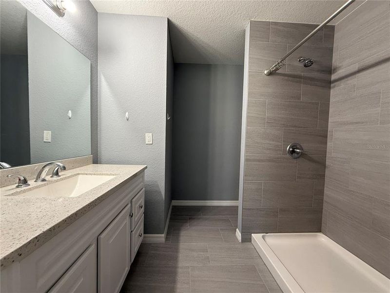 Furnished interior view inside a new home in , Dunnellon (Image 3).