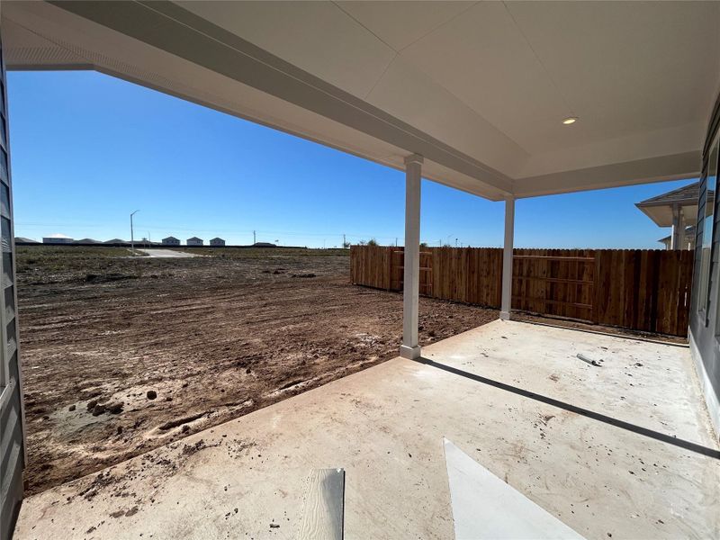 Image 25 of a home in Willow Springs. Image 25 of a home in Willow Springs.