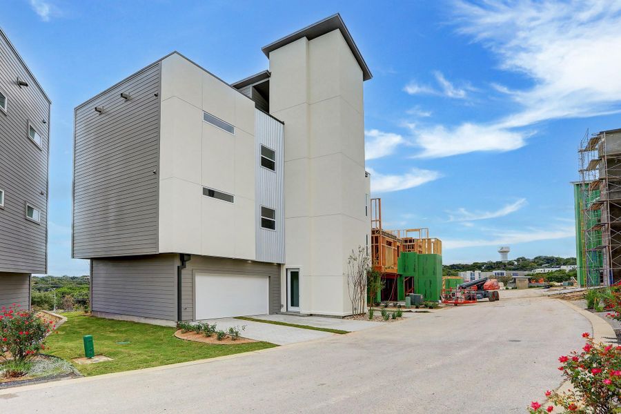 BUILDING 7. BUILDING 7.