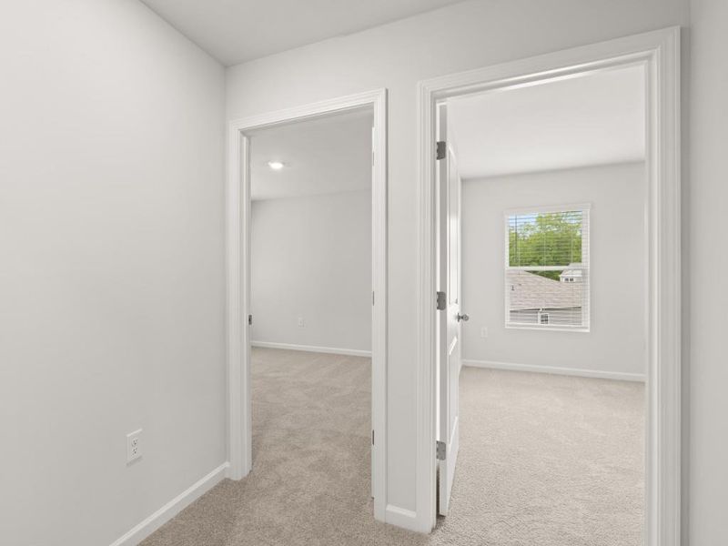 Image 40 of a home in Oakleigh Glen.