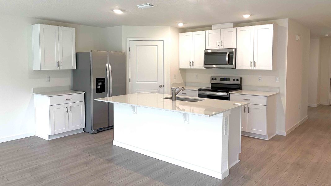 Furnished interior view inside a new home in Fountain View, Ormond Beach (Image 13).