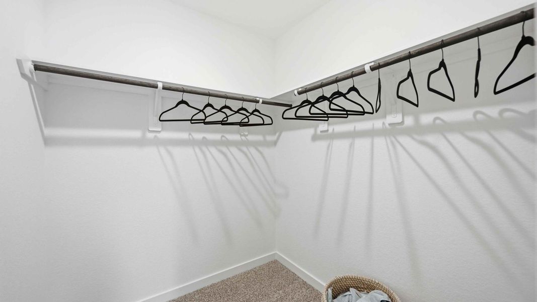Spacious, unfurnished interior of a new home in Wheatley Oaks, Houston (Image 11). Spacious, unfurnished interior of a new home in Wheatley Oaks, Houston (Image 11).