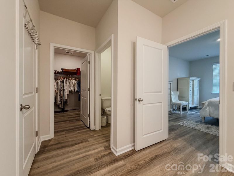 Image 28 of a home in .