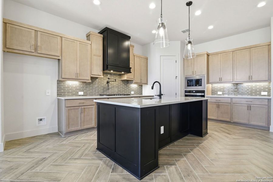 Furnished interior view inside a new home in Ventana - 60', Bulverde (Image 10).