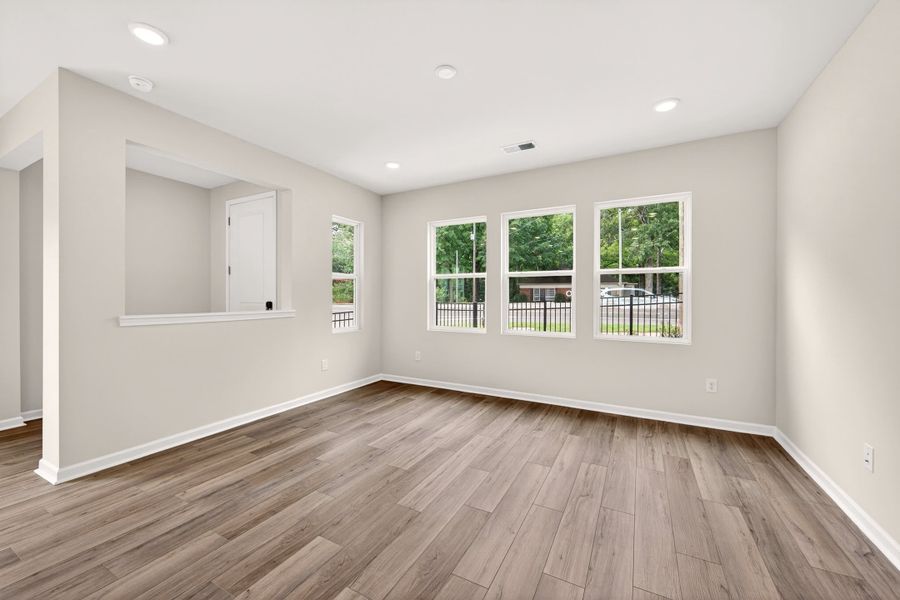 Spacious, unfurnished interior of a new home in Amplitude, Charlotte (Image 17).