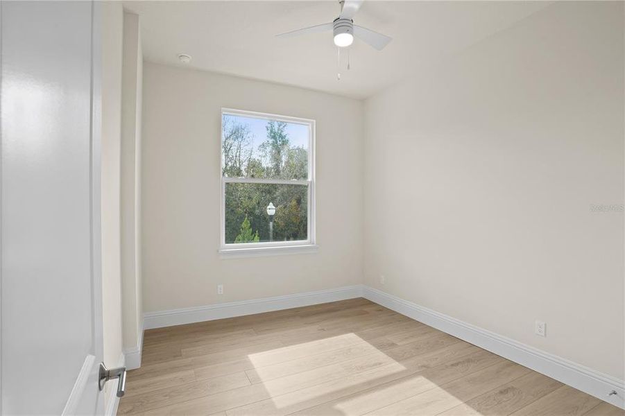 Spacious, unfurnished interior of a new home in , Apopka (Image 36).