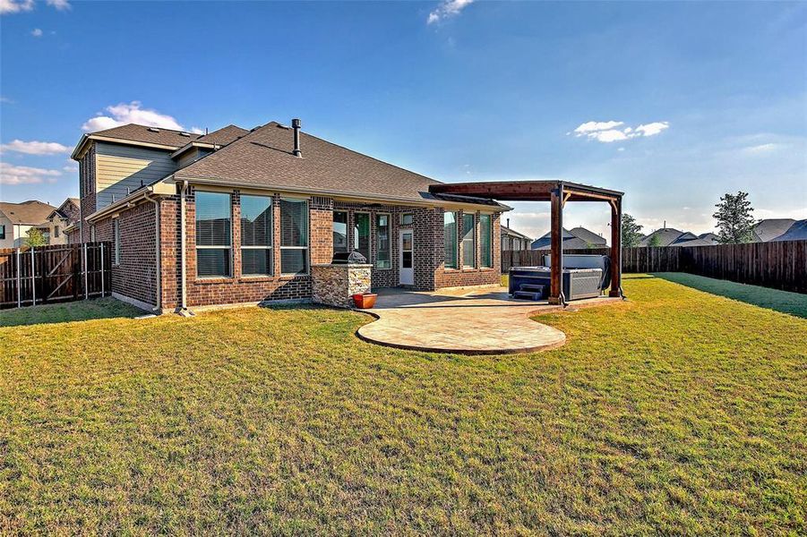 Community amenities in Preserve at Honey Creek: Brookstone Collection, McKinney (Image 29).