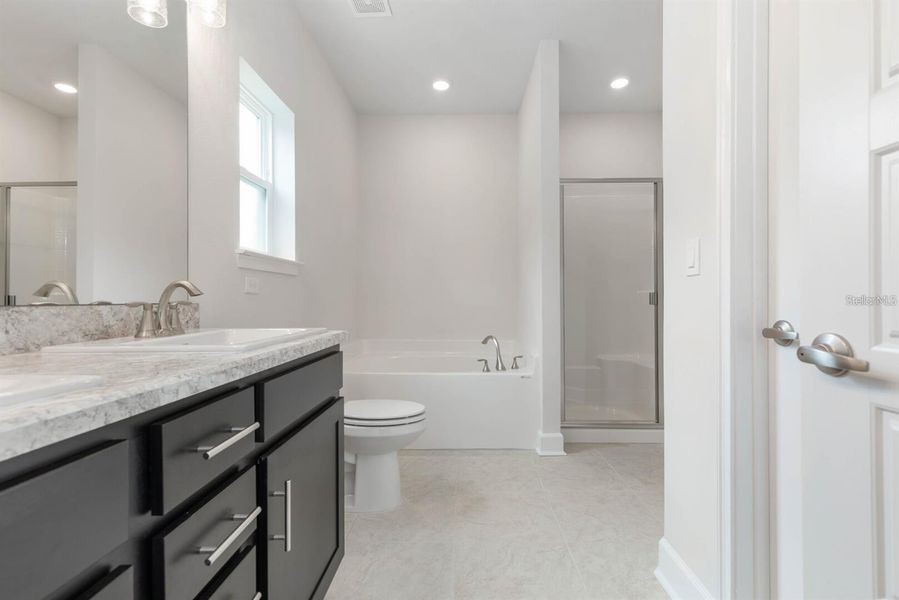 Furnished interior view inside a new home in Palm Coast, Palm Coast (Image 9).