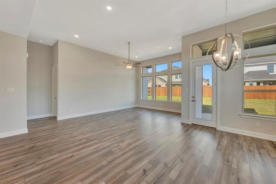 Spacious, unfurnished interior of a new home in Sandbrock Ranch, Aubrey (Image 26).