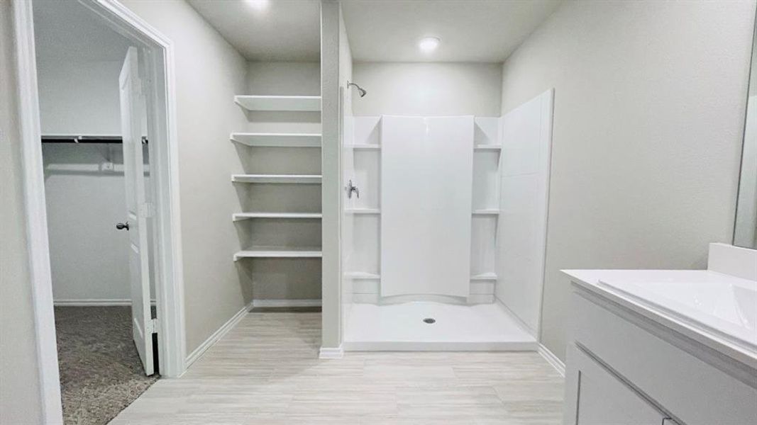 Furnished interior view inside a new home in Sunnycreek, Fort Worth (Image 7). Furnished interior view inside a new home in Sunnycreek, Fort Worth (Image 7).