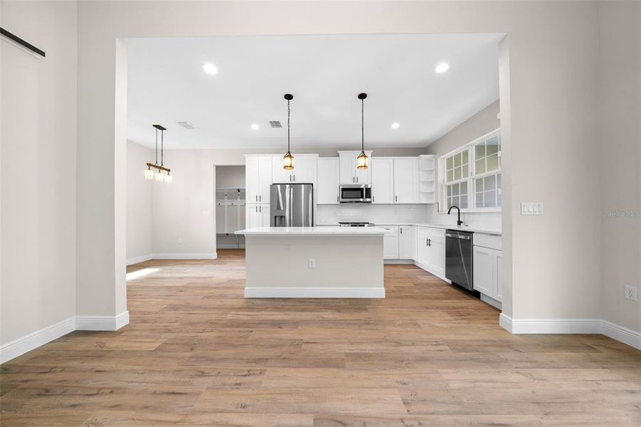 Furnished interior view inside a new home in , Dunnellon (Image 6).