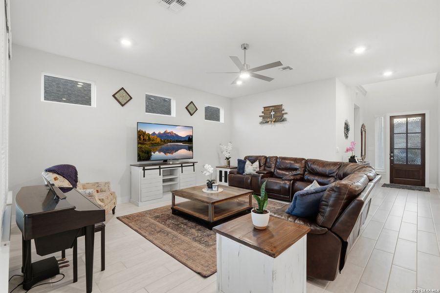 Furnished interior view inside a new home in , Seguin (Image 37). Furnished interior view inside a new home in , Seguin (Image 37).