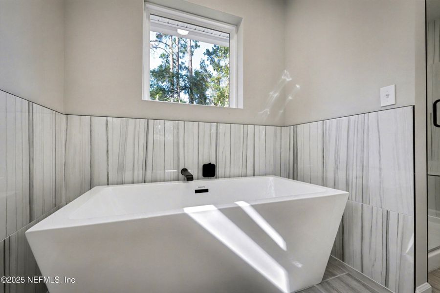 Furnished interior view inside a new home in , Green Cove Springs (Image 17). Furnished interior view inside a new home in , Green Cove Springs (Image 17).