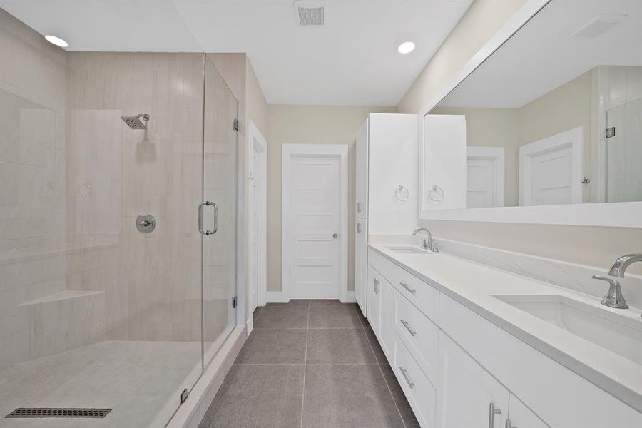 Furnished interior view inside a new home in , The Colony (Image 11).