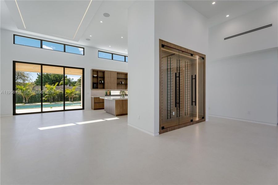 Spacious, unfurnished interior of a new home in , Miami (Image 25).