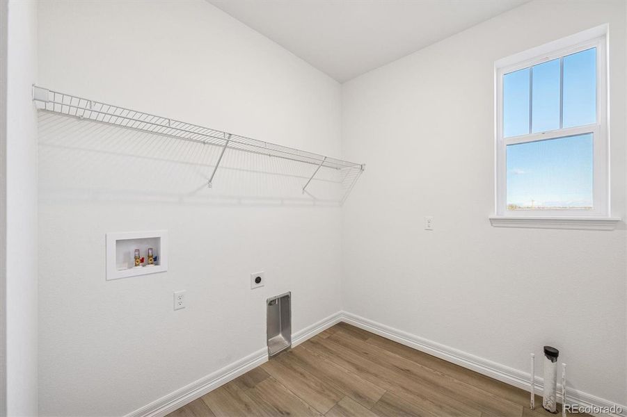 Spacious, unfurnished interior of a new home in Kitchel Lake, Timnath (Image 28).