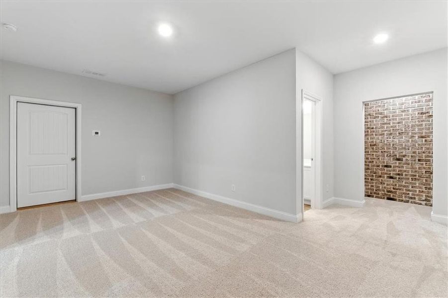 Spacious, unfurnished interior of a new home in Stratford at NatureWalk, Dallas (Image 32). Spacious, unfurnished interior of a new home in Stratford at NatureWalk, Dallas (Image 32).