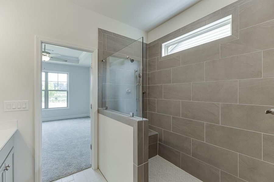 Image 47 of a home in .