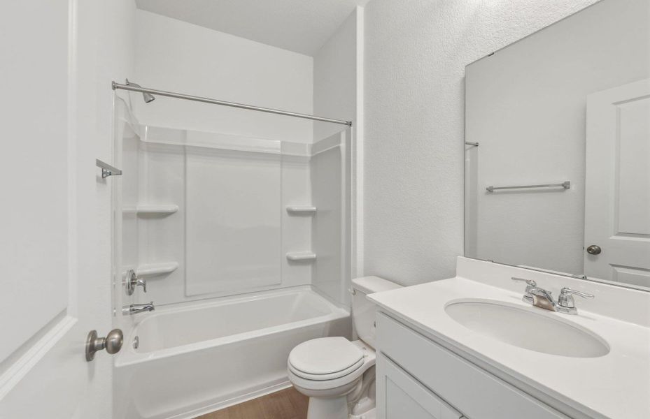 Furnished interior view inside a new home in Skyview, Belton (Image 6).