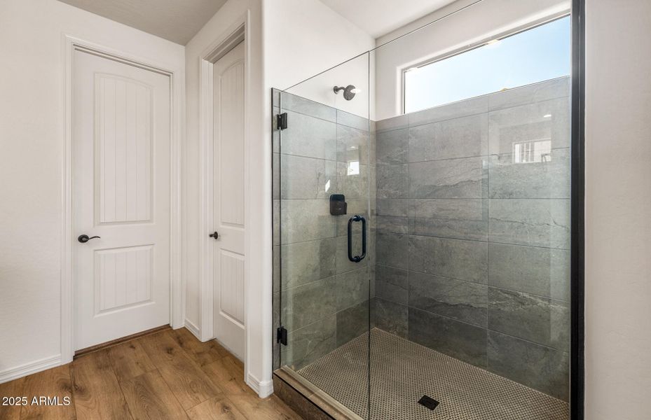 Owner's Bathroom Owner's Bathroom