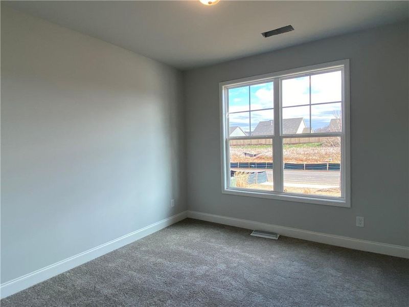 Spacious, unfurnished interior of a new home in , Jefferson (Image 20).