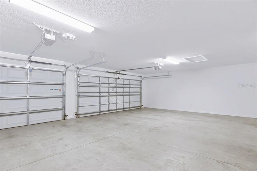 Spacious, unfurnished interior of a new home in , Wimauma (Image 22).