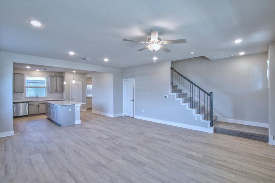 Living dining area