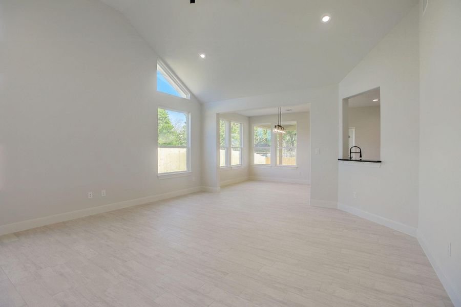 Living Area Living Area