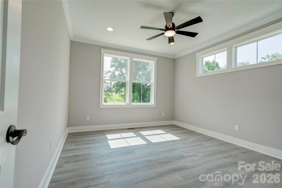 Spacious, unfurnished interior of a new home in , Kings Mountain (Image 35).