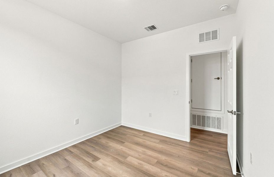Spacious, unfurnished interior of a new home in Woodside, Georgetown (Image 15).