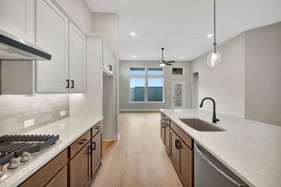 Furnished interior view inside a new home in Pomona 45' Homesites, Manvel (Image 5).