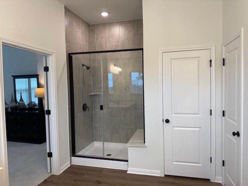 Furnished interior view inside a new home in Grande Estates, Bertram (Image 9).