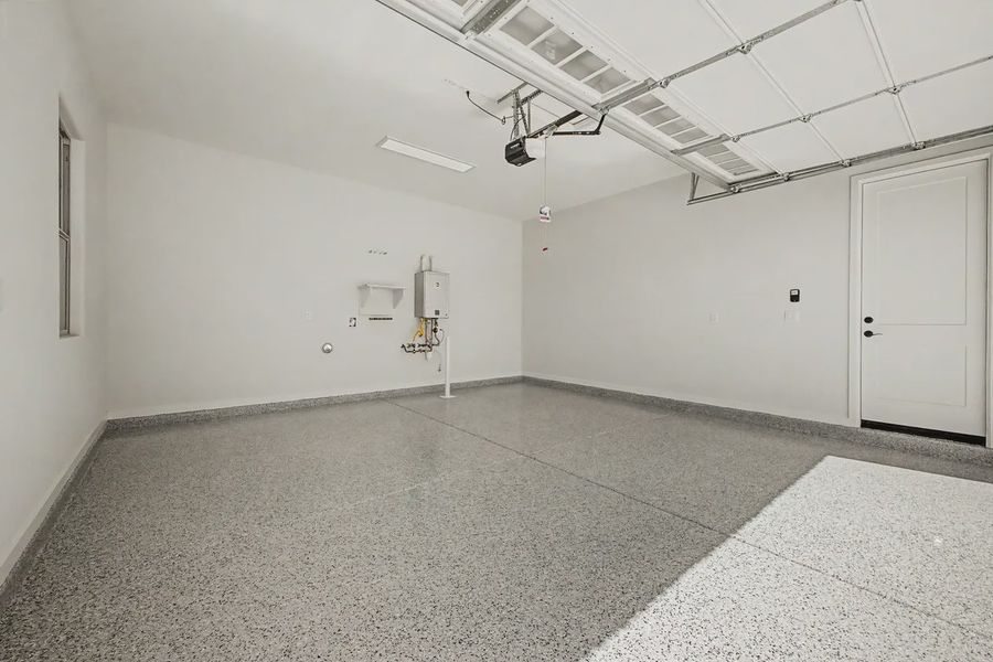 Spacious, unfurnished interior of a new home in Valencia at Granite Vista, Waddell (Image 40). Spacious, unfurnished interior of a new home in Valencia at Granite Vista, Waddell (Image 40).
