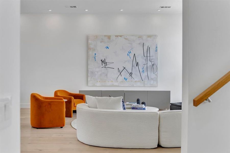 Furnished interior view inside a new home in , Dallas (Image 16).