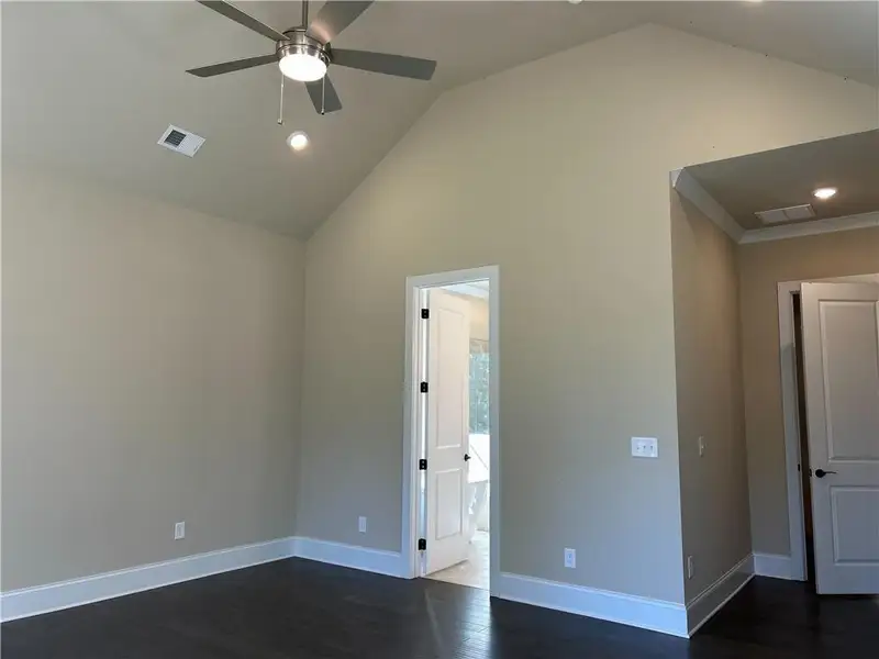Spacious, unfurnished interior of a new home in Trove, Watkinsville (Image 14). Spacious, unfurnished interior of a new home in Trove, Watkinsville (Image 14).