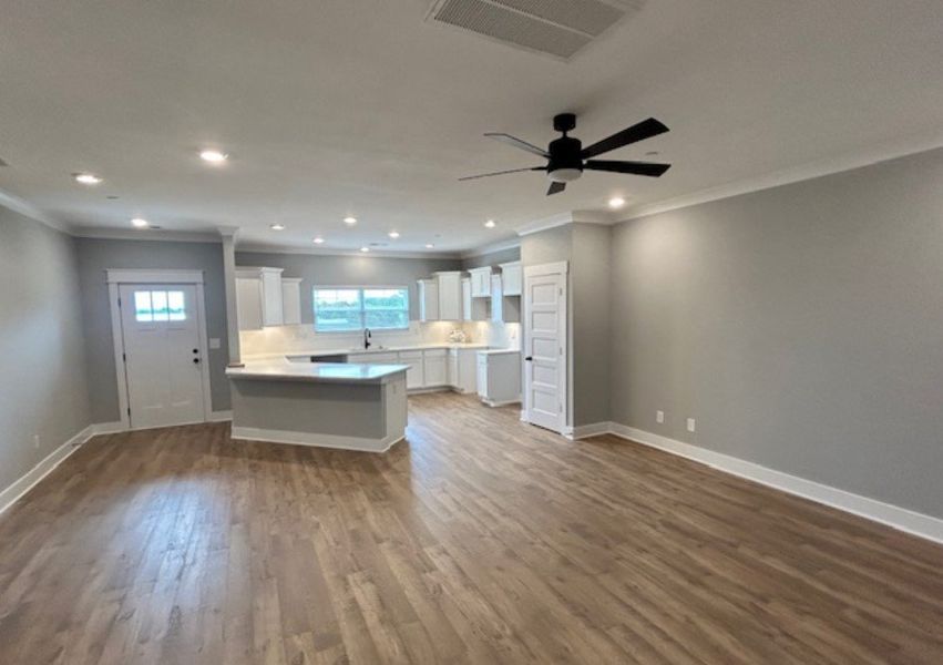 Spacious, unfurnished interior of a new home in Lynwood Station, Mount Juliet (Image 7).