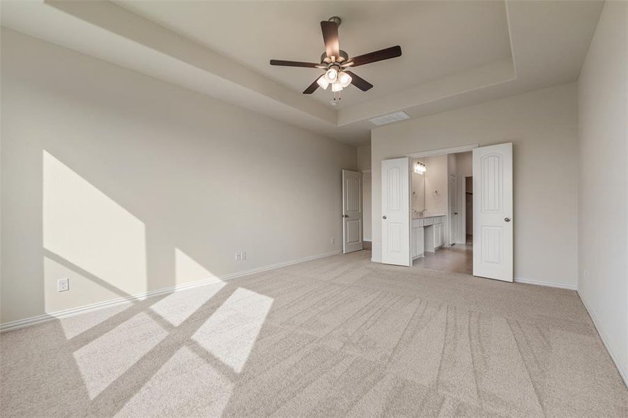 Spacious, unfurnished interior of a new home in Liberty Pointe, Gainesville (Image 35).