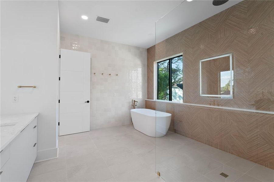 Furnished interior view inside a new home in , Tampa (Image 6).