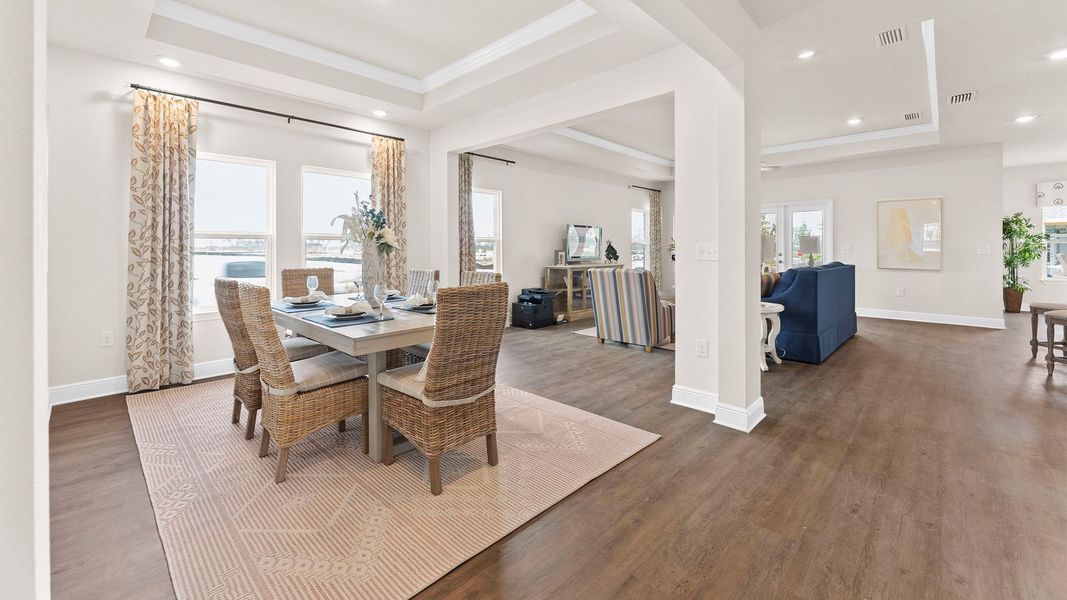 Furnished interior view inside a new home in Liberty, Panama City (Image 11).
