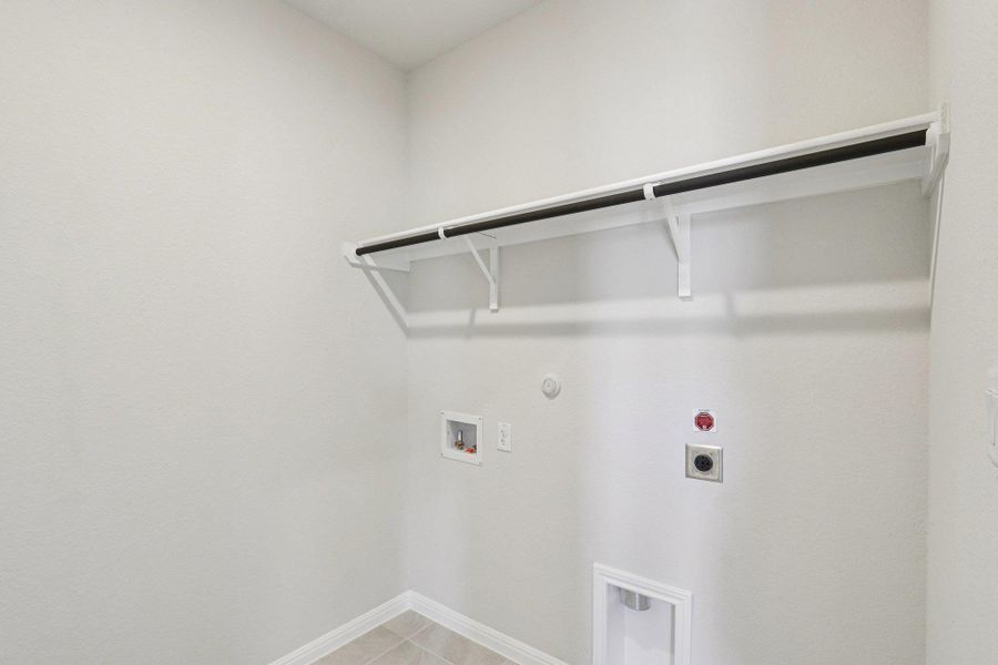 Spacious, unfurnished interior of a new home in Berry Creek Highlands, Georgetown (Image 11). Spacious, unfurnished interior of a new home in Berry Creek Highlands, Georgetown (Image 11).