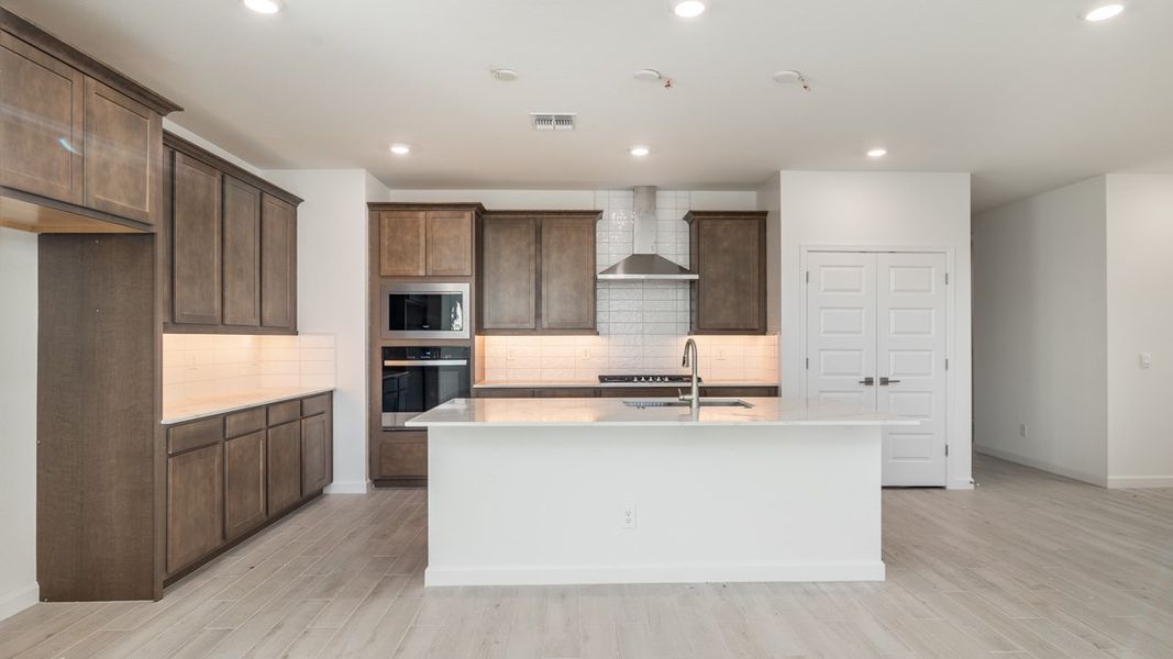Furnished interior view inside a new home in Aloravita, Peoria (Image 5).