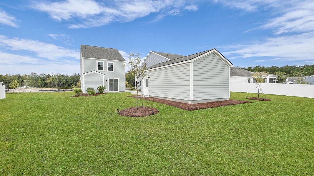 Exterior details and patio area of a home in Sheep Island, Summerville (Image 25).
