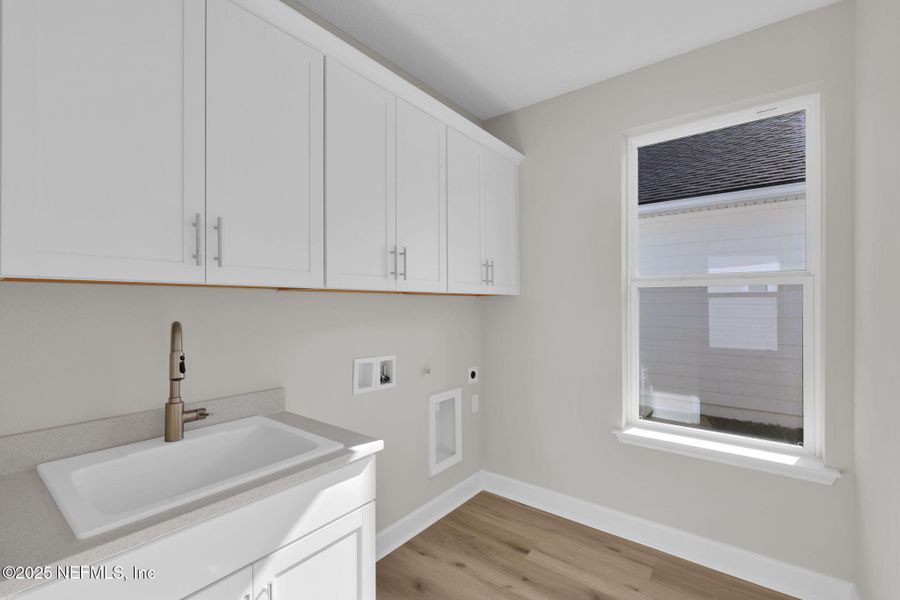 Furnished interior view inside a new home in , Ponte Vedra (Image 9).