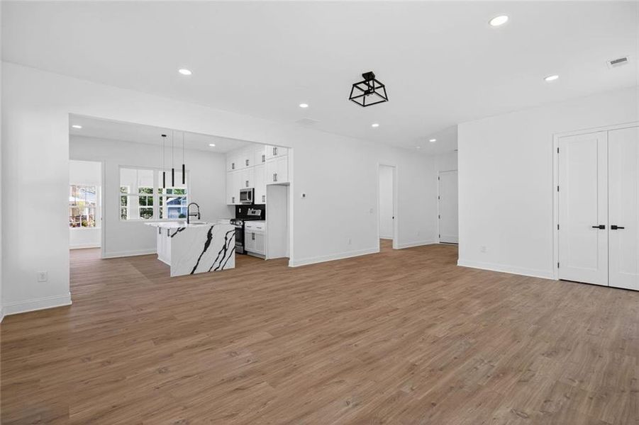 Spacious, unfurnished interior of a new home in , Douglasville (Image 14). Spacious, unfurnished interior of a new home in , Douglasville (Image 14).