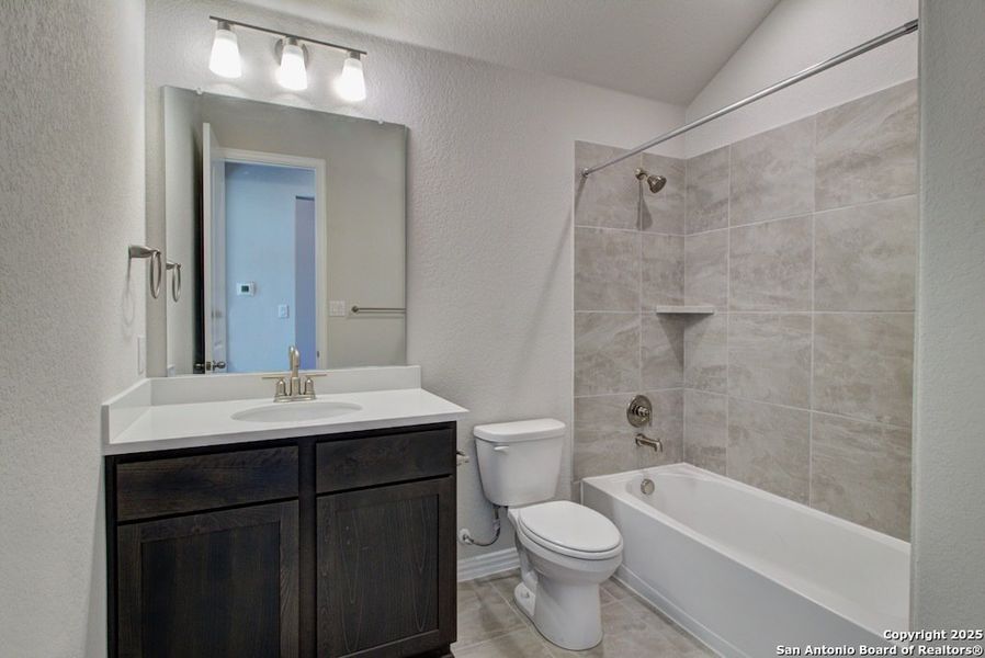 Furnished interior view inside a new home in The Crossvine, Schertz (Image 4).