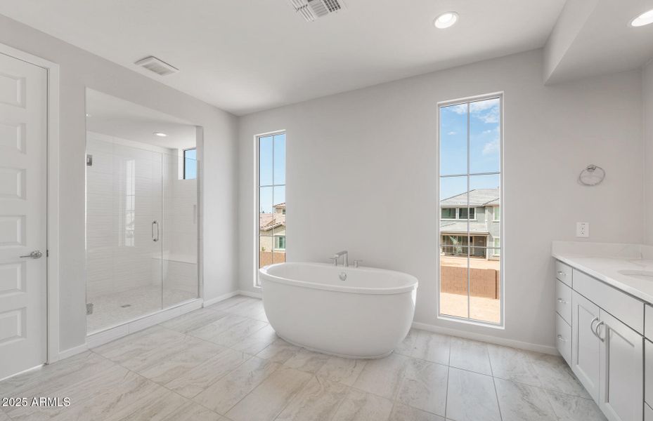 Owner's Bathroom Owner's Bathroom