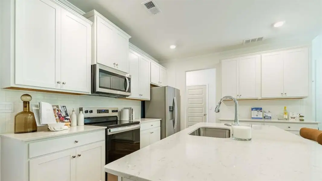 Furnished interior view inside a new home in Barrett Cove, Marietta (Image 25). Furnished interior view inside a new home in Barrett Cove, Marietta (Image 25).